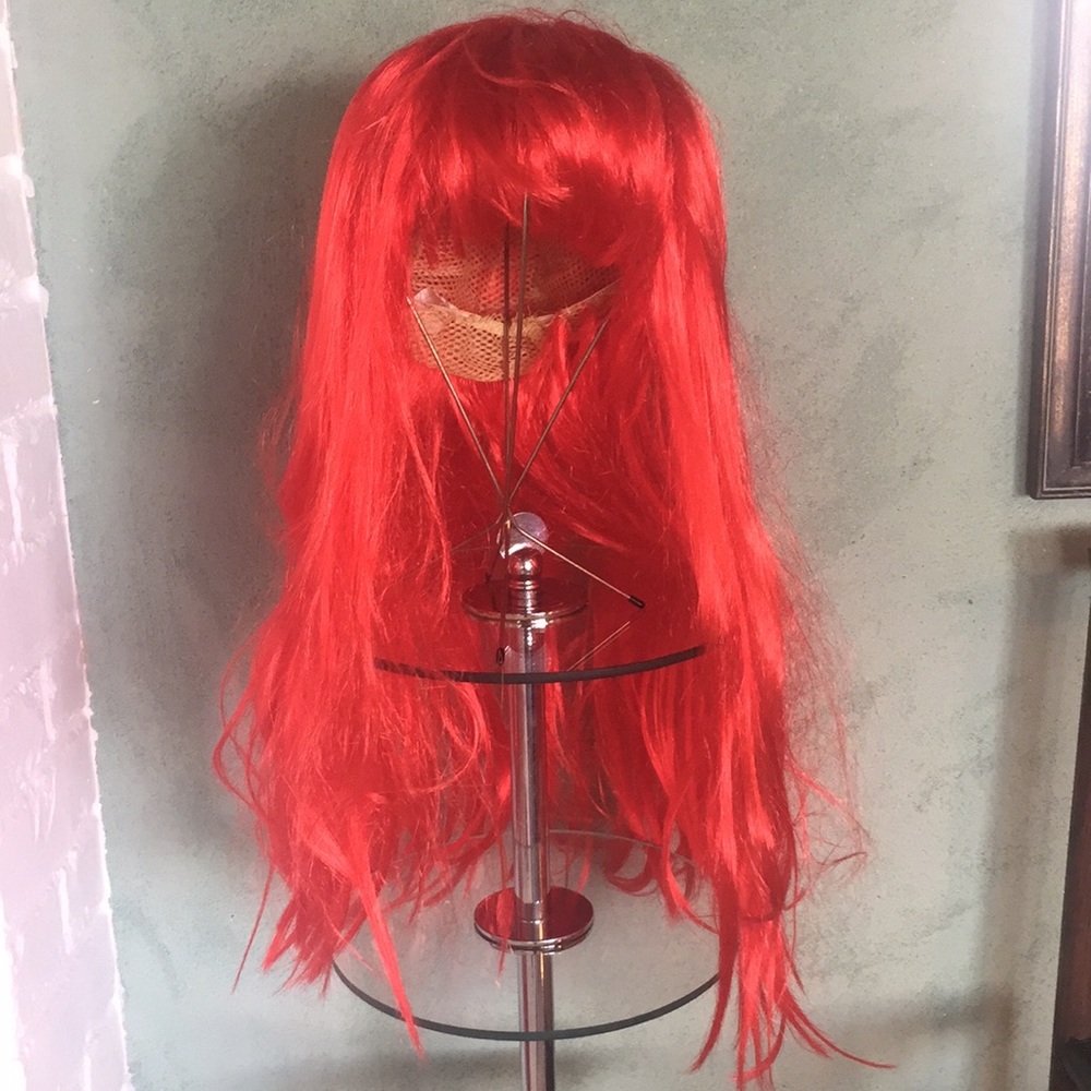 Cosplay Red Wig With Bangs - image 1
